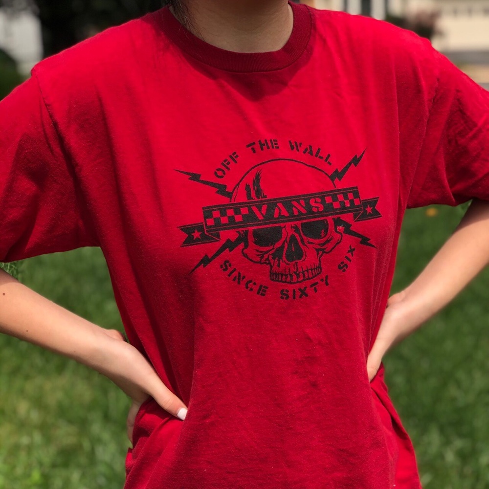 vans unisex red tee (brand new)
